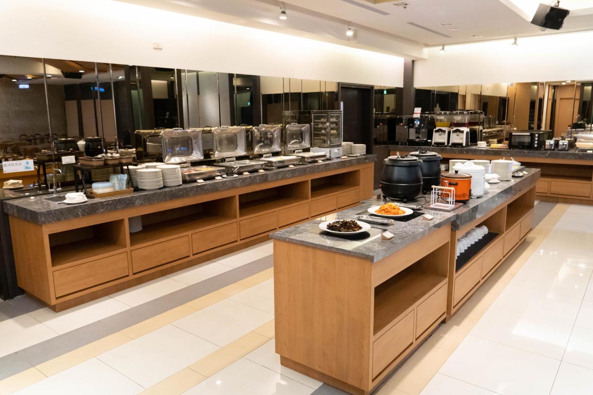 Green Hotel - Tea Way ไถจง ภายนอก รูปภาพ